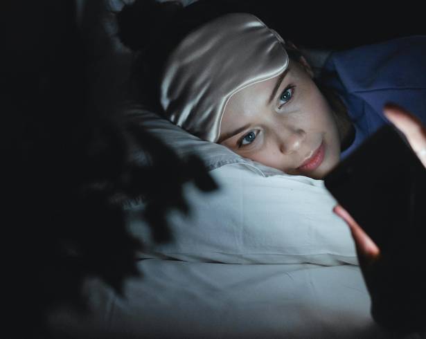 Despertarse con energía no depende únicamente de la cantidad de horas dormidas, sino de la calidad del descanso.