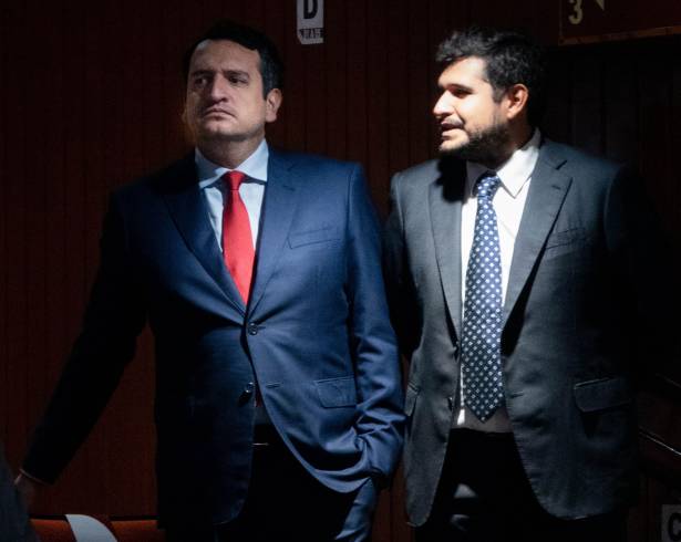 Diputados e integrantes del CEN del PAN denunciaron a Gonzalo “Bobby” López Beltrán ante la FGR por los descarrilamientos.