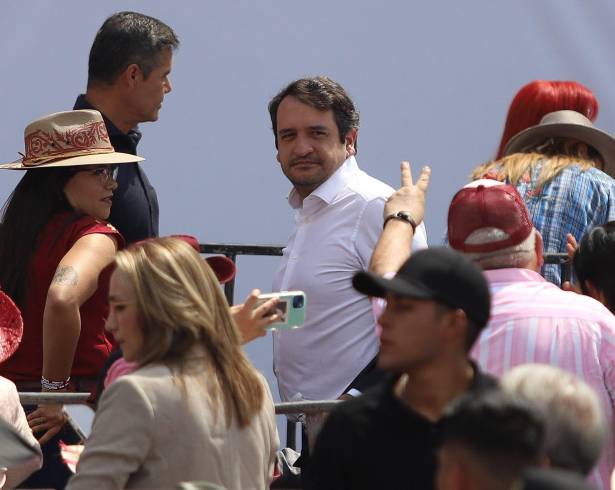 Andrés Manuel López Beltrán ha provocado una ola de reacciones, luego de que le fuera retirada su visa.