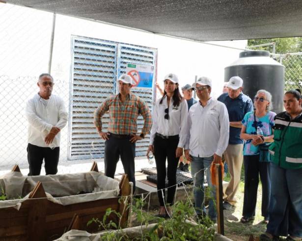 El Gobierno Municipal inauguró el Huerto Urbano del Biblioparque Sur como un espacio para promover la educación ambiental y la participación ciudadana.