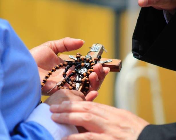 La Fiscalía de Coahuila mantiene abiertas dos carpetas de investigación por denuncias de abuso contra el clérigo.