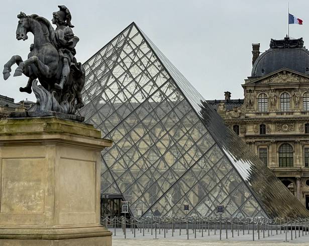El robo en el Louvre pone a examen la seguridad de los principales museos del mundo