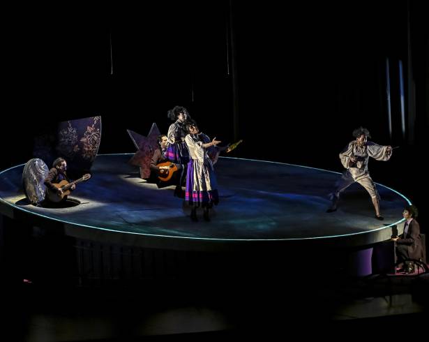 Con Sor Juana y poco público celebran el 47 aniversario del Teatro de la Ciudad