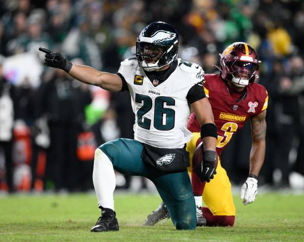 Saquon Barkley superó las mil yardas en la temporada y fue clave en el título divisional de Philadelphia.