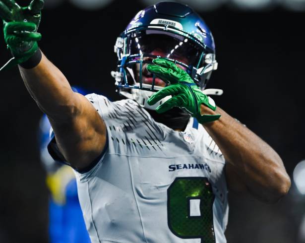 La Semana 16 de la NFL entra en su fase decisiva, con equipos de la AFC y NFC luchando por asegurar su lugar en los Playoffs.