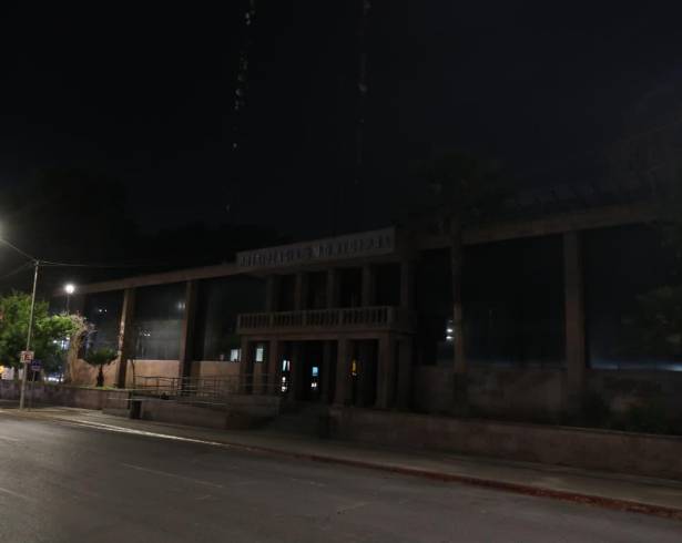 El Gobierno Municipal de Saltillo apagó las luces de la Presidencia Municipal como parte de la iniciativa global Hora del Planeta.
