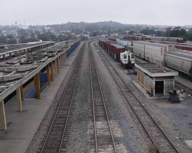 El Gobierno federal mantiene bajo análisis la situación de 26 viviendas en la Zona Centro de Saltillo ante la construcción de la estación del tren Saltillo-Monterrey.