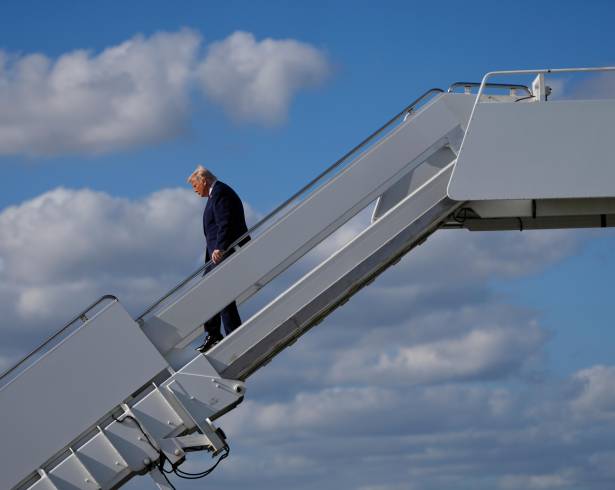 El sábado amenazó además con imponer aranceles del 10 por ciento desde el 1 de febrero a los productos de varios países miembros de la OTAN.