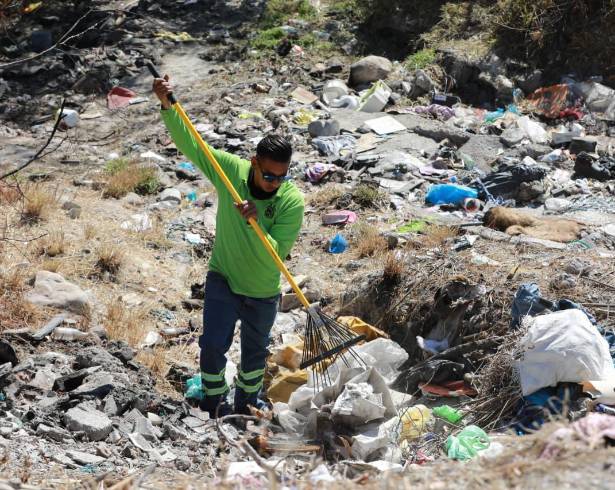 Intervienen tramo que divide la colonia Anáhuac y Valle Universidad.