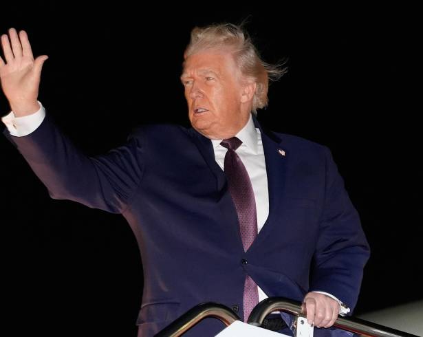 Aseguran que las políticas comerciales del presidente de Estados Unidos, Donald Trump, en sus ocurrencias y paranoia, exceden los límites diplomáticos y del derecho internacional. FOTO: