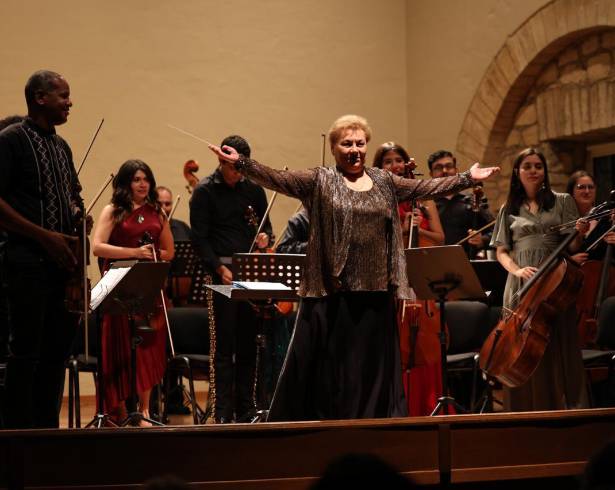 Bajo la dirección de la maestra Natalia Riazanova, la Orquesta Metropolitana interpretará el Concierto de Navidad de A. Corelli y otras piezas tradicionales de la época.