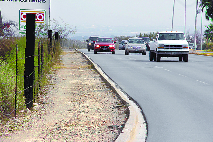 Bulevar Colosio de Saltillo, prohibido para peatones