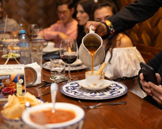 El Mesón Principal es uno de los restaurantes que sí ofrecerán servicio este 25 de diciembre.