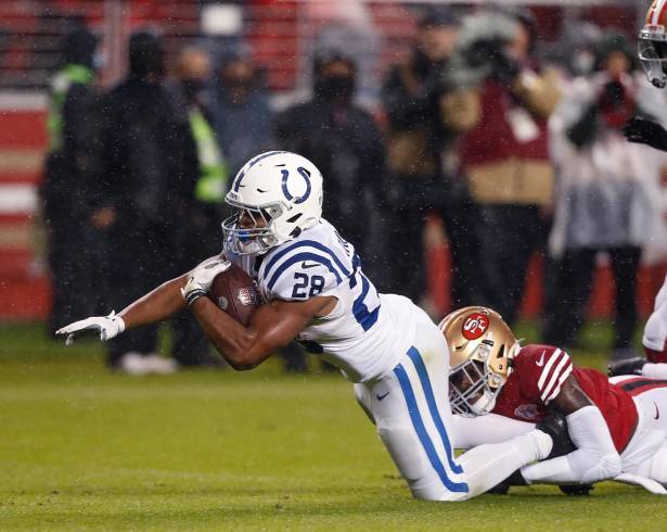 Jonathan Taylor será la principal carta ofensiva de los Colts de Indianápolis, buscando equilibrar el ataque terrestre y quitarle presión al juego aéreo ante la defensiva de los 49ers de San Francisco