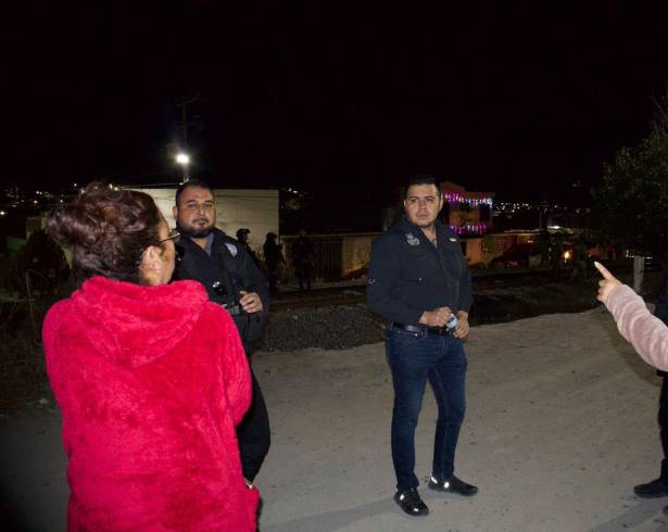 Elementos de distintas corporaciones desplegaron revisiones en colonias de Saltillo y Ramos Arizpe; la Fiscalía informó que el operativo se extenderá a Arteaga y General Cepeda en los próximos días.