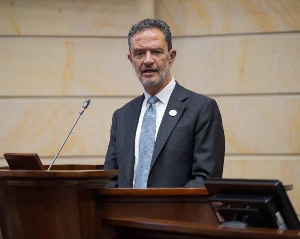 Canciller de la cancillería Colombiana, Omar Bula.