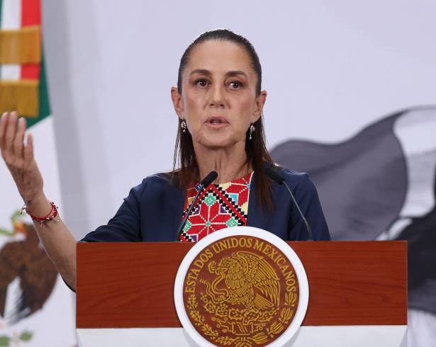 Sheinbaum evitó pronunciarse sobre la solicitud de licencia presentada por el gobernador Rubén Rocha Moya la noche de este viernes. FOTO: Cuartoscuro