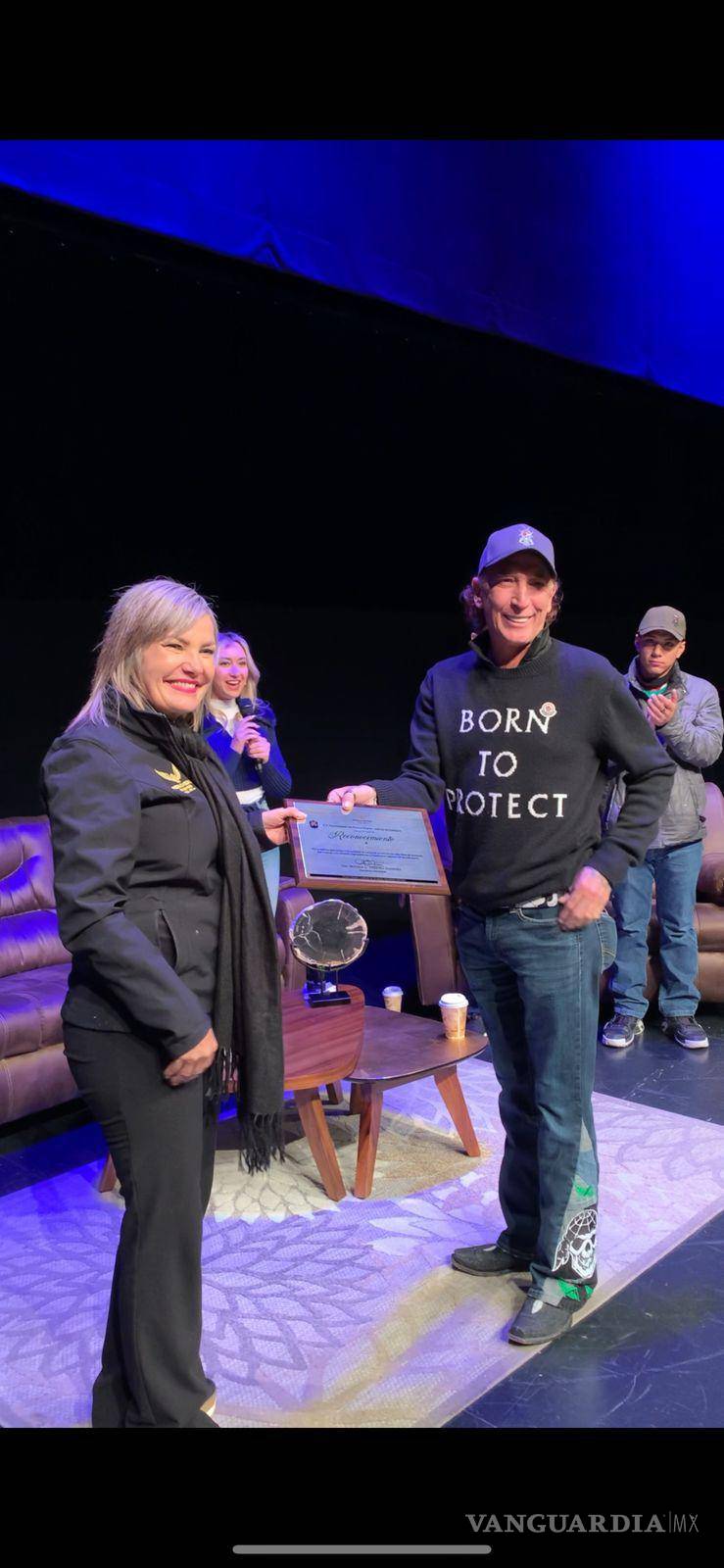 $!‘El Grillo’ Sada comparte su testimonio a jóvenes de Piedras Negras