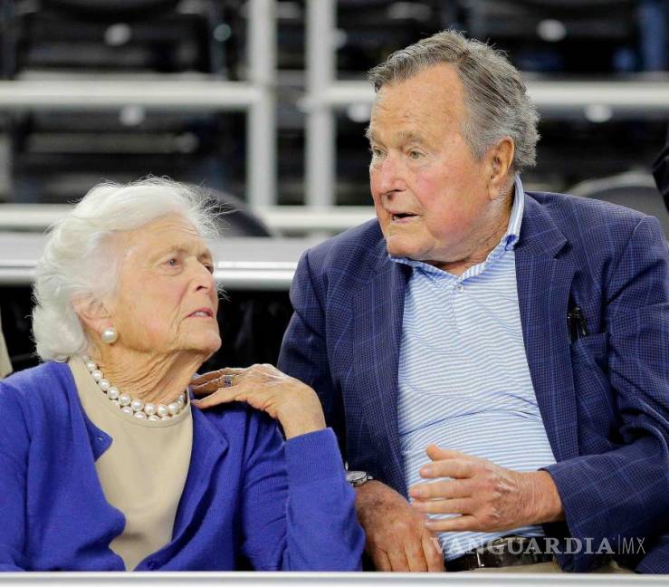 $!Barbara Bush, la primera mujer de la época moderna que vio a su hijo y esposo ser presidentes de Estados Unidos