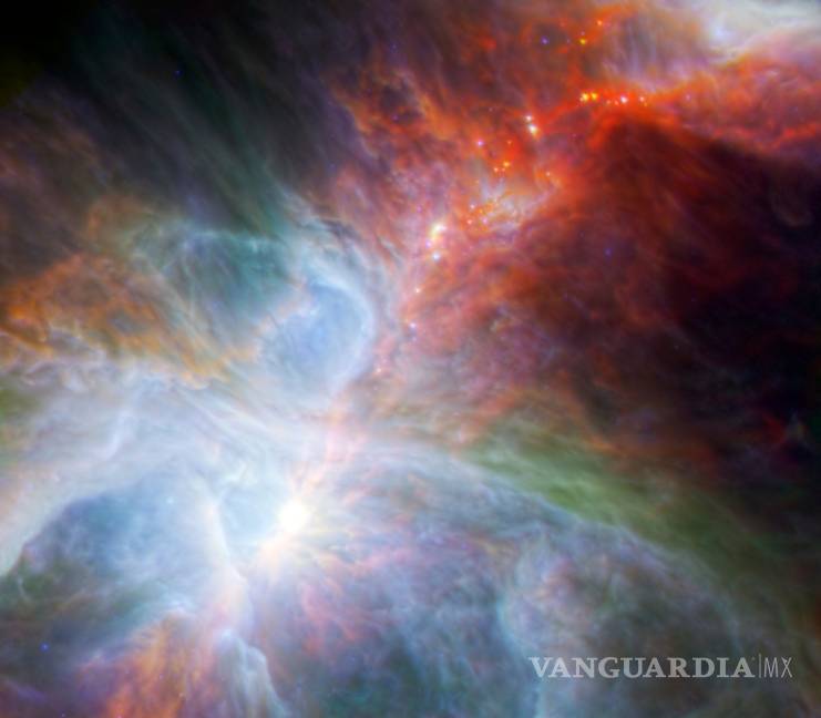 $!El Telescopio Espacial Spitzer nos deja hermosas imágenes del universo