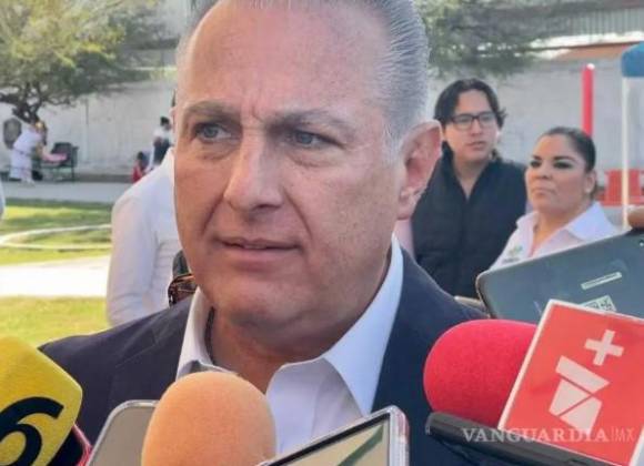 Dan golpe de autoridad a Román Alberto Cepeda por desorden policiaco en Torreón