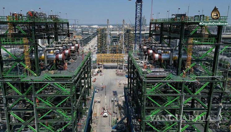 $!La refinería Olmeca fue diseñada con una capacidad total para procesar 340,000 barriles de crudo, pero según las prácticas internacionales, la infraestructura jamás se utiliza al 100% por cuestiones logísticas y de seguridad