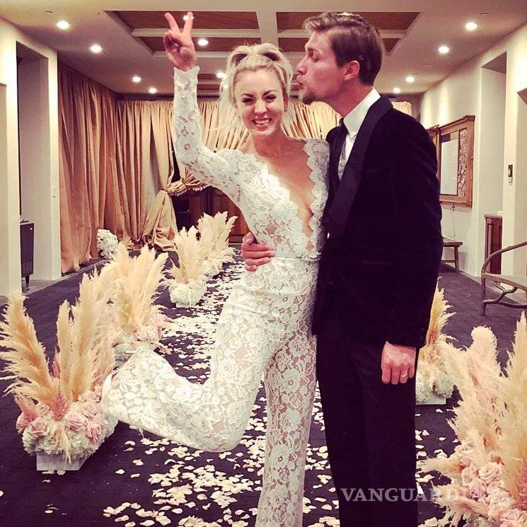 $!Kaley Cuoco de "The Big Bang Theory" se casa de nuevo