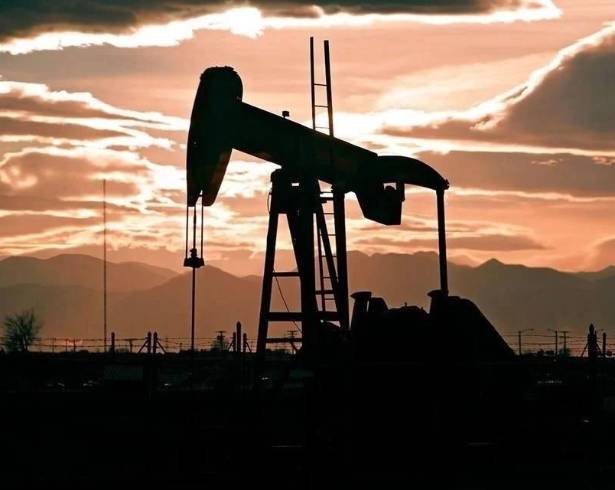 El entorno de inseguridad frenó el desarrollo, dijo un superintendente de Pemex que laboró en esos años en la zona.