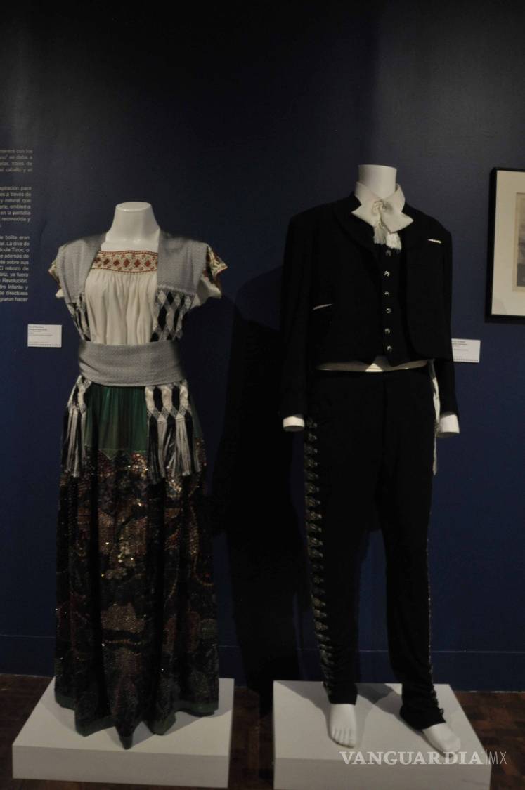 $!'México Textil', una exposición que entre hilos y tejidos recorre la indumentaria nacional