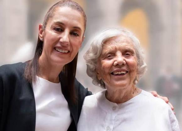 Sheinbaum felicita a Elena Poniatowska por el cumpleaños 93 de la escritora mexicana en la mañanera