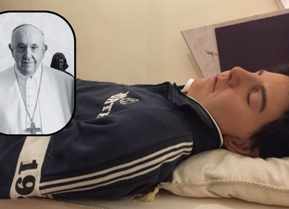 Posponen canonización del Primer Santo milenial tras muerte de Papa Francisco