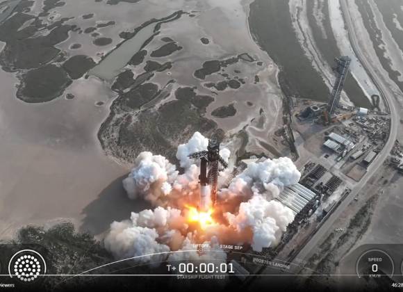 Starship, lanzado desde la recientemente nombrada ciudad Starbase, se rompe y cae al Océano Índico