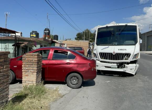 The driver became frightened, lost control and crashed into a personnel carrier, south of Saltillo