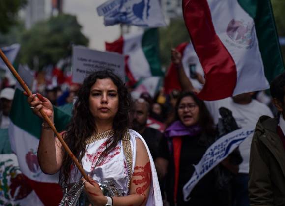 Realizaron una marcha del Monumento a la Revolución con destino al Ángel de la Independencia, organizaciones sociales se manifestaron en contra a la Reforma al Poder Judicial.