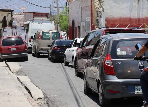 Saltillo: ¿Inundar de vehículos el centro?