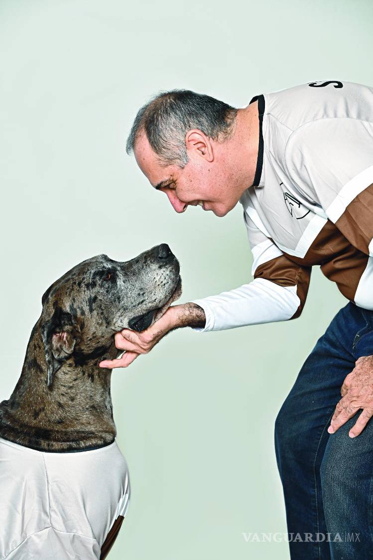 $!Es una perrita muy sociable.