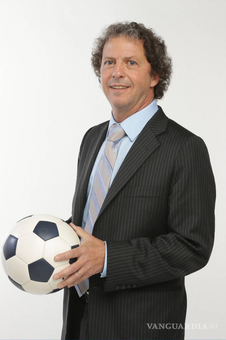 $!El “Ruso” Brailovsky no pudo evitar hacer polémica durante la entrevista con EXTREMO.