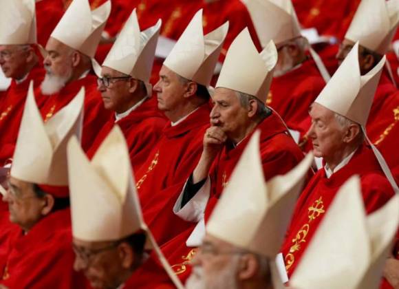 Pide iglesia dejar los hashtags y recuperar carácter espiritual ante cónclave