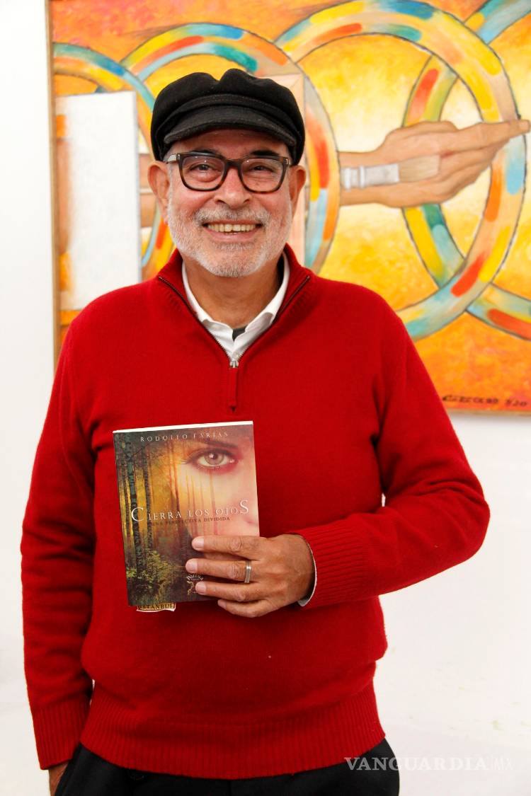 $!De la nariz al cerebro: neurólogo mexicano se adelanta a teoría sobre COVID-19 en su novela