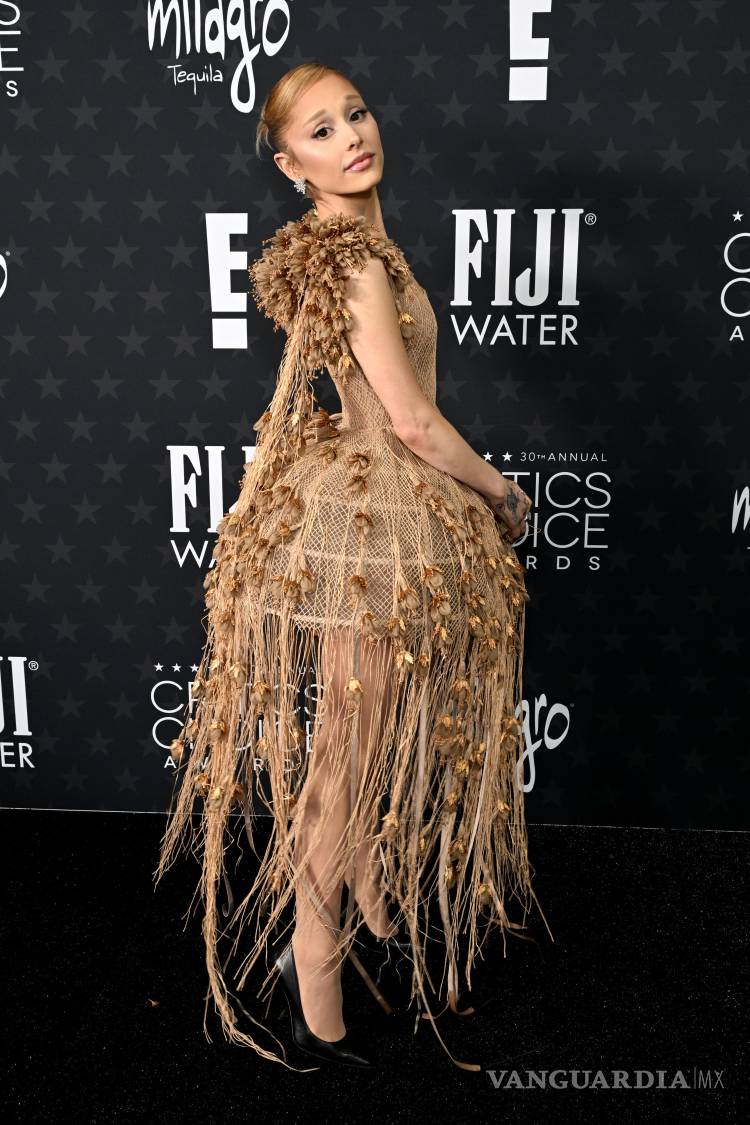 $!Grande ha deslumbrado con sus looks a lo largo de la temporada de premios.