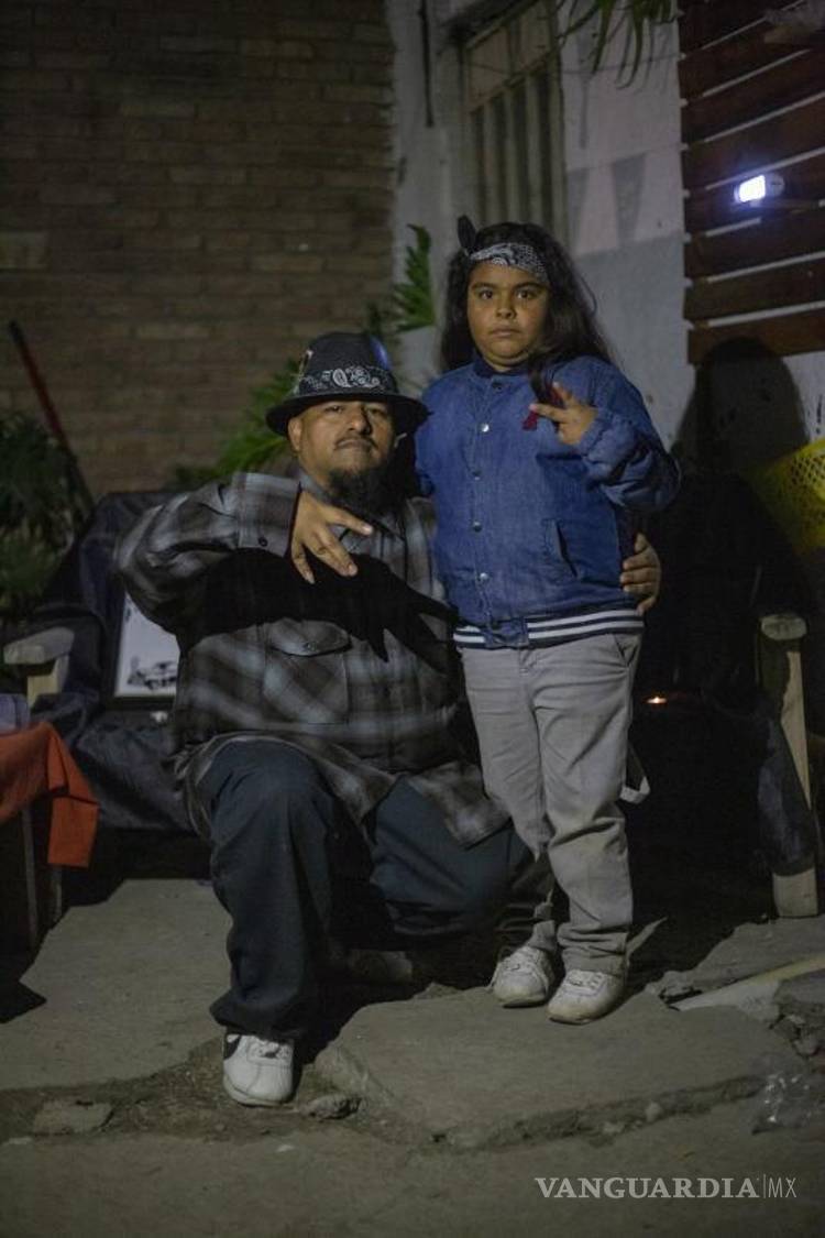 $!Aztlán Hernádez y su hija en el evento de Viva la Raza 2023.