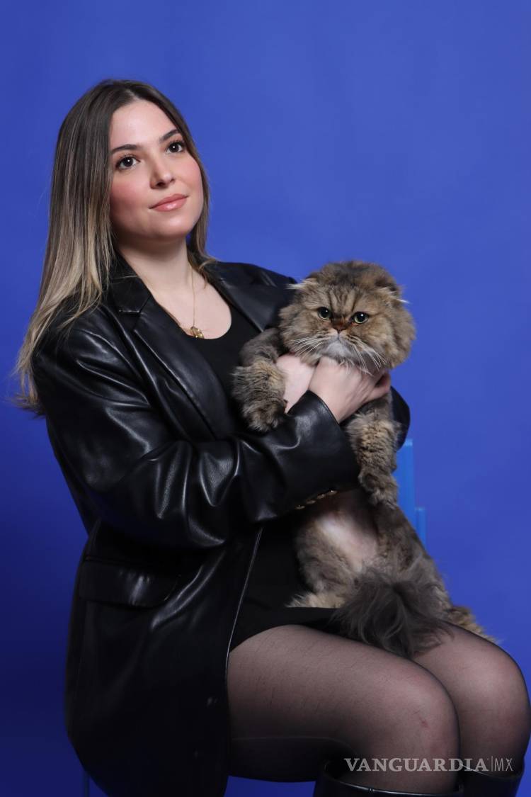 $!Kenzo, de vez en cuando, se roba los dulces de Valeria.