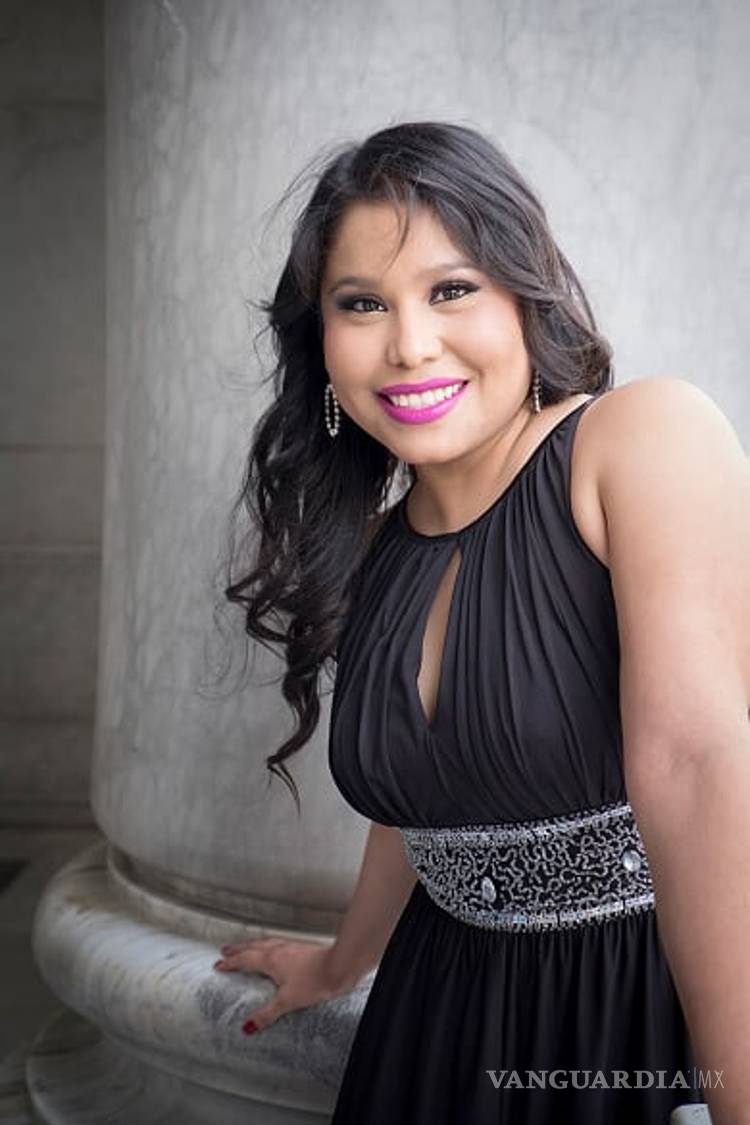 $!¡Vivas y con la voz en alto!