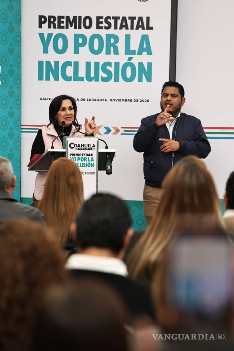 $!La presidenta honoraria del DIF Coahuila, Liliana Salinas Valdés, subrayó la inversión superior a 47 millones de pesos en inclusión e hizo un llamado a reconocer las capacidades de cada persona.