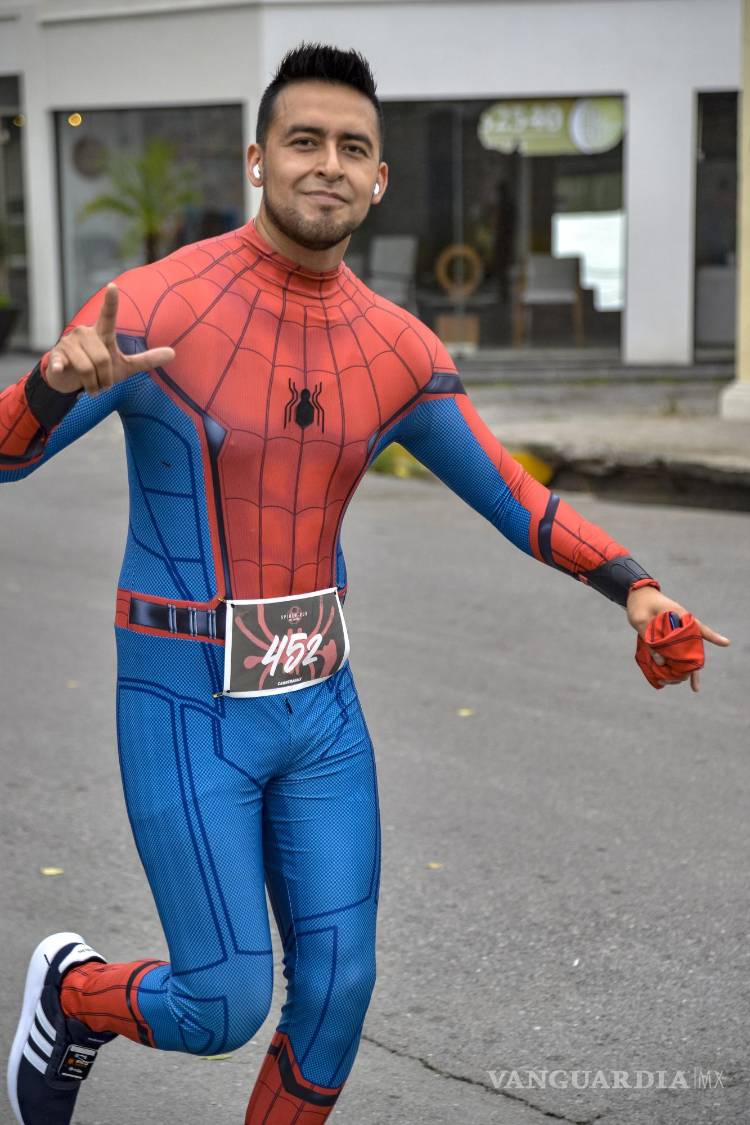 $!Algo que nunca faltó, fue el traje del Hombre Araña en V. Carranza.