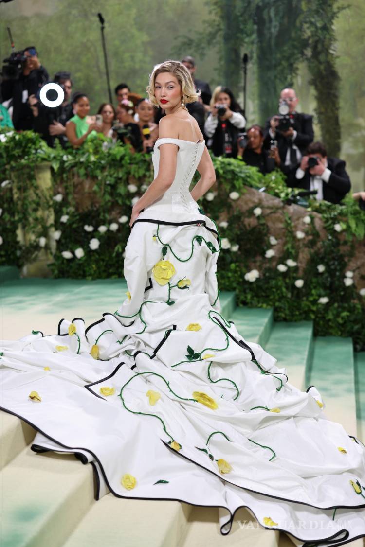 $!Con 30 años, Gigi Hadid no solo celebra una fecha simbólica, sino un recorrido que la ha convertido en referente de estilo, autenticidad y evolución.