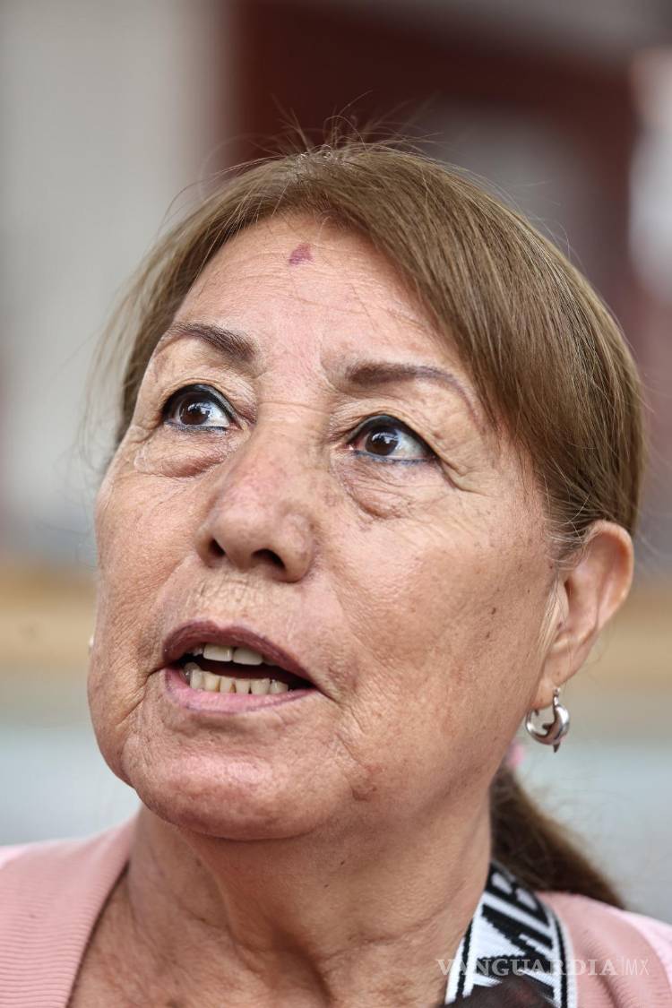$!María del Rosario Castillo Cabello denunció problemas de drenaje, falta de alumbrado y deficiencias en servicios públicos en diversas colonias.