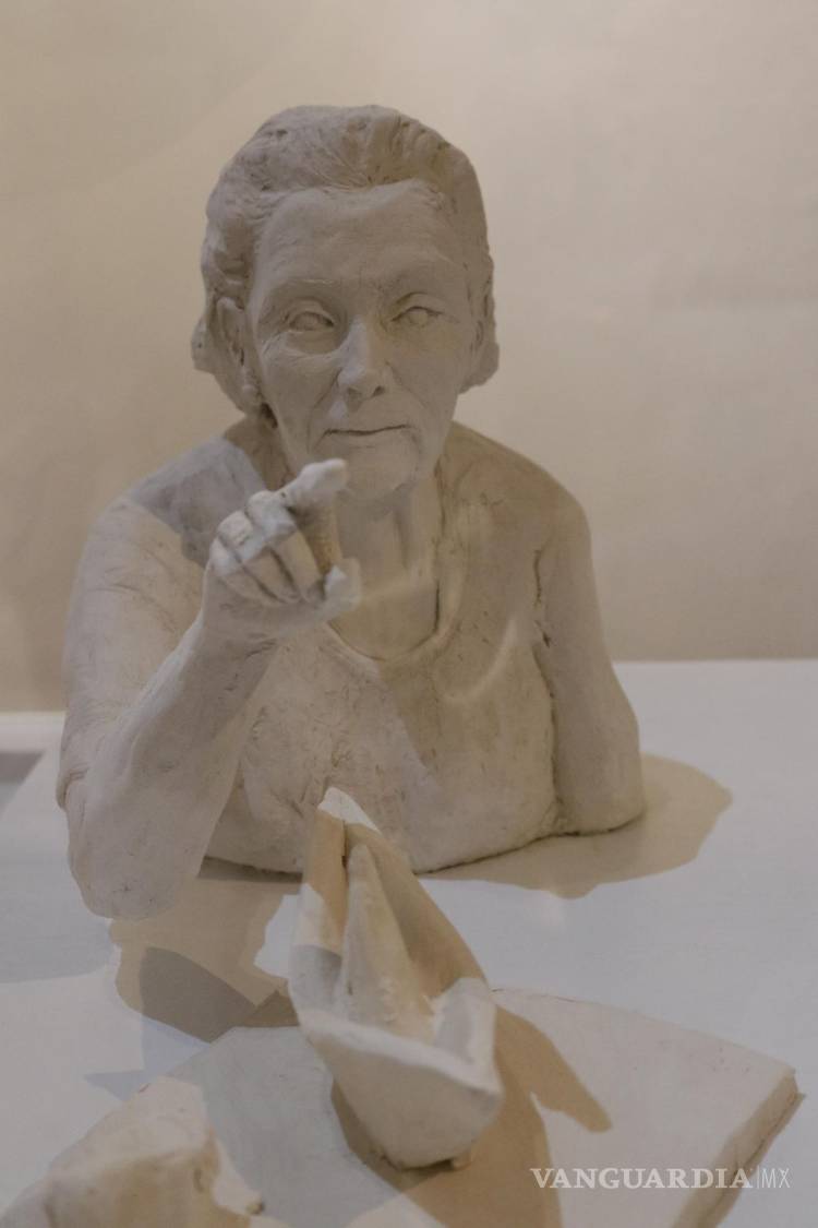 $!Entre las obras expuestas hay objetos utilitarios, decorativos y artísticos de diversas intenciones creativas.