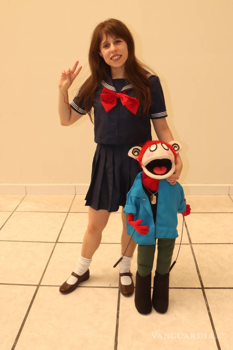 $!Desde que tenía 16 años, Andrea convirtió el acoso escolar en una plataforma de expresión cultural. Hoy, su convención es un refugio intergeneracional donde el anime, el cosplay y la creatividad florecen.