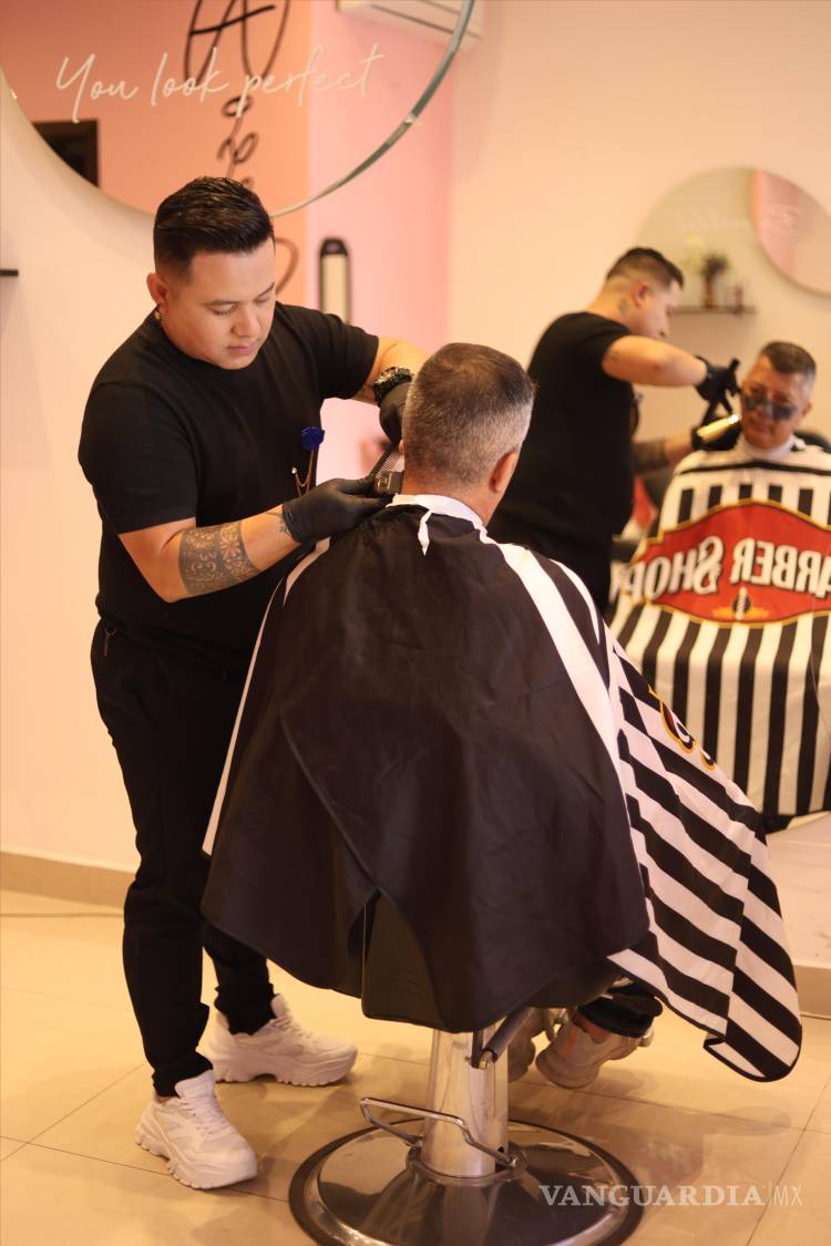 $!Henry Hernández, el estilista que fusionó el glamour con las matemáticas